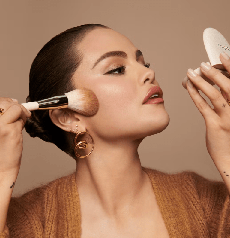 Selena Gomez Launches a New Accessible Perfume Bottle – Gurlish Magazine